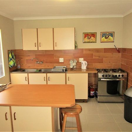Aber Jetz Guesthouse Понгола Екстериор снимка