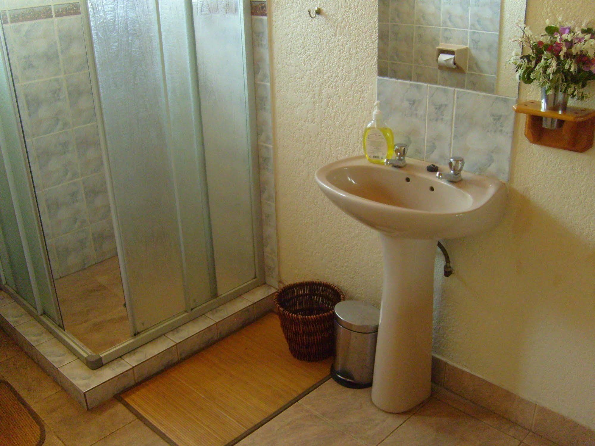 Aber Jetz Guesthouse Понгола Екстериор снимка
